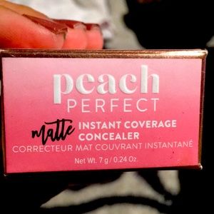 Too faced peach perfect matte instant coverage concealer